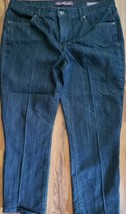 Gloria Vanderbilt &quot;Barely Boot&quot; Women&#39;s Size 16 Short ~ Denim Blue Jeans - £20.21 GBP