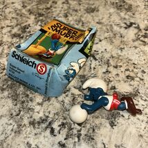 Vintage Super Smurf Volleyball Smurf Box #6728 B3 - $9.27