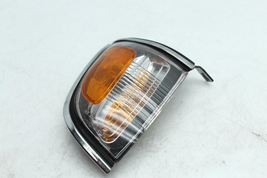 Passenger Corner/Park Light Park Lamp-turn Signal Fits 01-04 TACOMA 72410 image 6