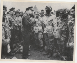 General Dwight D Eisenhower Addressing the D-Day Troops WWII Veterans Committee - £7.83 GBP