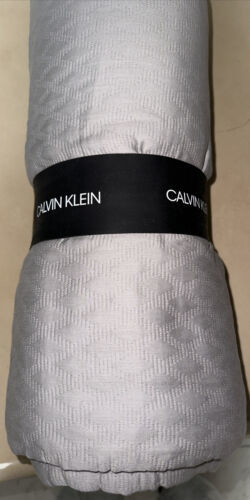 Calvin Klein Diamond stitch king coverlet blanket grey 100% cotton very soft nwt - $133.34