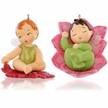 Hallmark Ornament 2015 Lotus and Poinsettia - Baby Fairy Messenger - £11.68 GBP