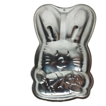 Vintage Midwestern Home Products Easter Bunny Rabbit Cake Pan  - £20.51 GBP