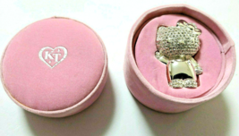 Figura de Hello Kitty con diamantes de imitación SANRIO 2004&#39; Limitada... - $184.89