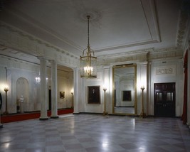 Entrance Hall of the White House during Kennedy Administration Photo Print - £6.93 GBP+