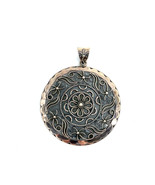 Vintage Signed Sterling Silver India Round Floral Ornate Disc Amulet Pen... - $1,787.59 MXN