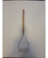 Vtg Extra Large Potato Masher – 24&quot; Industrial Kitchen Tool, Cooking Res... - $226.96 MXN
