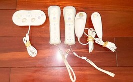 White Nintendo Wii RVL-001 Bundle - 45 Games Controller Nunchuck Dance Pad image 2