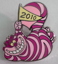 Disney  Cheshire Cat 2010 Flag Pennant LE2000  Alice in Wonderland Pin - £10.25 GBP