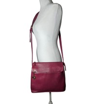 Giani Bernini Women&#39;s Dark Rose Leather Handbag Crossbody Bag Pockets Zi... - $437.71 MXN