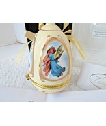 MR.CHRISTMAS MUSICAL GLASS ORNAMENT TRINKET BOX VALERIE ANGEL YELLOW 4.2... - $10.82 CAD