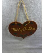 Vintage 2012 Huberhaus Redware Merry Christmas Heart Hanging Plaque Sign - $402.65 MXN