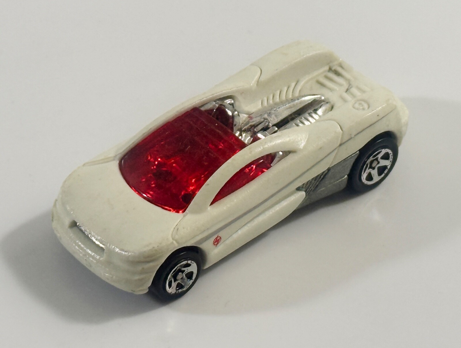 Hot Wheels 2001 Backdraft (White) Diecast Car Loose - $2.19