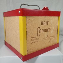 NEW Bait Carrier Magic Products Inc.  (7in x 7in x 7in) Single Door VINTAGE - £28.15 GBP