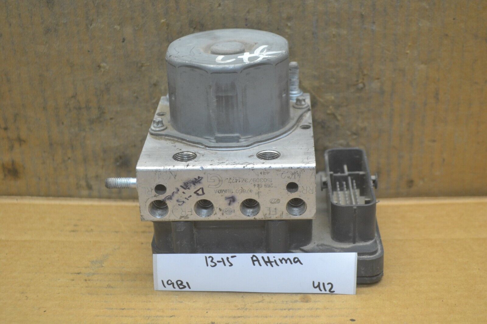 13-15 Nissan Altima 2.5L ABS Pump Control OEM 476609HM0A Module 412-19b1 - $7.99