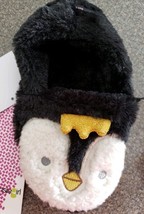 KENSIE GIRL, GIRL&#39;S SIZE 11/12, PENGUIN SLIPPERS, NWT - $20.00