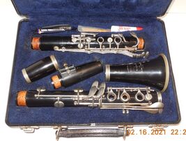 Vintage Selmer Bundy Resonite #577 Clarinet with original Hard case - $148.45