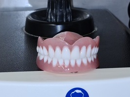 Full upper and lower dentures/false teeth, Brand new. - £107.66 GBP