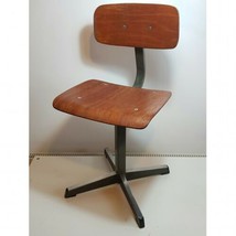 Vintage 1960s Eromes Metal &amp; Pagwood Childrens School Chair - $101.56