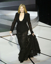 Barbra Streisand 16x20 Poster at Academy Awards in black dress - £15.72 GBP