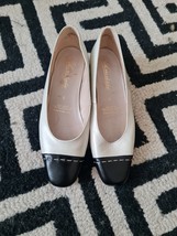 Elmdale Beige And Black  Leather Court Shoe Size 5uk/38 Eur Express Ship... - £21.53 GBP