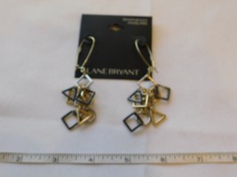 Lane Bryant Ladies Women&#39;s 1 pair Earrings Gold Tone 96597912 Onesz NEW NOS - £10.27 GBP