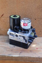 06-18 Lexus GS350 GS450h GS430 GS460 ABS Pump Actuator Module 44510-30300 image 3
