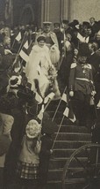 RPPC UK Queen Elizabeth The Queen Mother, Crowd on Steps Patriotic Postcard Q18 - £20.78 GBP