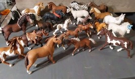 Schleich Horses and Colts Germany Some Retired Lot of 23 D-73527 - £246.04 GBP