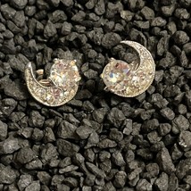 Vintage Bogoff Clear Rhinestone Twist-Back Crescent Moon Stud Earrings - $405.98 MXN