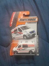 Matchbox MBX Heroic Rescue (2013) White Renault Master Ambulance Toy 80/120 - $4.79