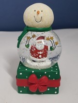 Dept 56 Snowman Santa w/ gift Snowglobe Christmas 56.43216 - £11.87 GBP