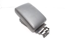 06-08 INFINITI FX35 ARMREST BLACK **DEFECTIVE** E5977 image 4