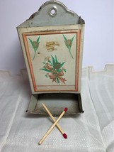 Vintage Tulips Match Safe wall Mount metal - €15,52 EUR