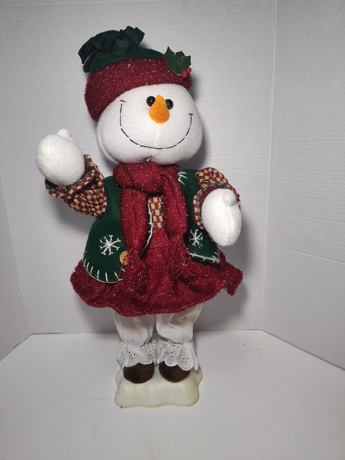Vintage Kmart Trim-A-Home Animated Snowlady Figure 24V AC Plug-In Holida... - $29.69
