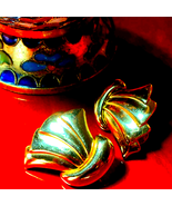 Monet vintage gold earrings - $22.98 CAD