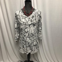 Christopher Banks Top Womens Medium White Black Floral Stretchy Tunic - $16.65