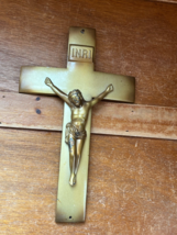 Vintage Gilt Painted S.M.C. Marked Heavy metal INR CROSS CRUCIFIX Plaque... - £15.24 GBP