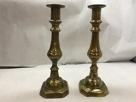 Vtg Pair Of American Brass Candlesticks With Baluster Stems And Square Bases - £23.81 GBP