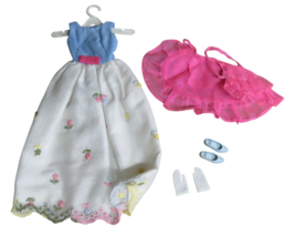 Vintage Barbie Francie First Formal #1260 - Complete Near Mint Conditon - $2,266.77 MXN