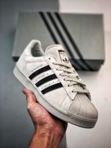 Adidas Originals Superstar White Casual Retro White Sneakers Size 8 - £62.48 GBP