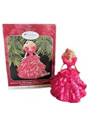 New HALLMARK 1998 HAPPY HOLIDAYS BARBIE BASED ON 1990 HOLIDAY BARBIE ORN... - $12.57