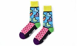 Romero Britto Crew Socks Woman's Woven Fits Size 6-10 Hearts and Dots #334351