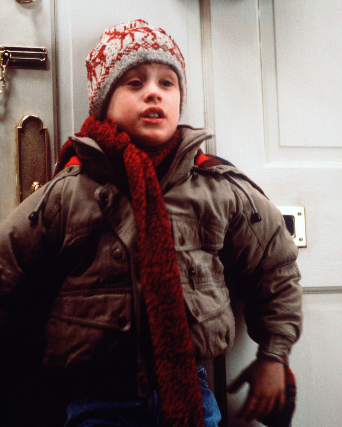 Home Alone Macaulay Culkin in ski hat and coat 16x20 Poster