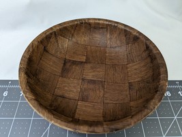 Weavewood Inc Bowl 8 Inch Woven Pattern Brown - $8.95