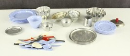 VINTAGE Lot Kitchen Cookware JELLO Chocolate Flan Molds Children&#39;s Play Dishes - £14.80 GBP