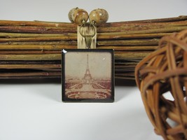 Eiffel Tower Necklace Resin Necklace Vintage Necklace Women Jewelry Gift Wearabl - £23.98 GBP