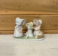 Porcelain Colletible Figurine Circle of Friends By Masterpiece Vintage 1994 - £15.60 GBP