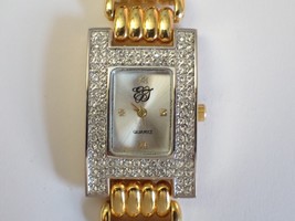 CC Quartz Crystals Rectangular Women&#39;s Wristwatch - $9.85