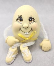 Vtg Anthropomorphic Ceramic Pipe Cleaner Shelf Sitter Figure Yellow Egg U194 6 - £19.59 GBP